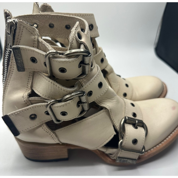 Freebird Grace Beige Leather 3 Buckle Ankle Boots Womens Size 8 Back Zipper - Picture 3 of 7